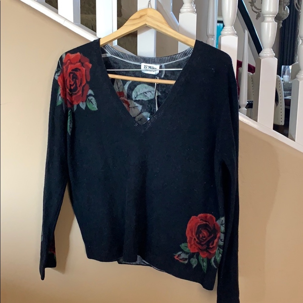 Black cashmere sweater